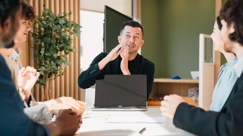 How To Connect HR and IT Systems When Expanding Into New Countries