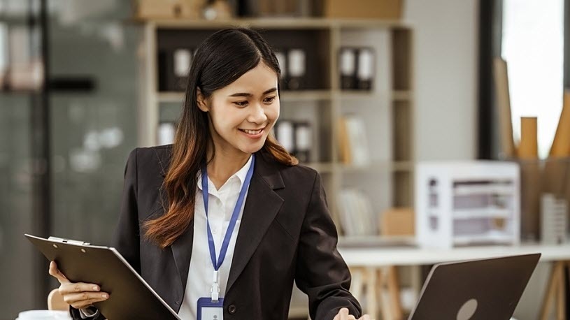 HR compliance supports business growth Business leader works on HR compliance