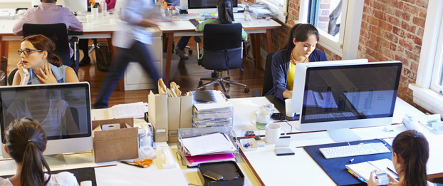 Holacracy: 4 Strategies to Let Go of Organizational Hierarchy Holacracy or Anarchy: 4 Strategies to Let Go of Organizational Hierarchy