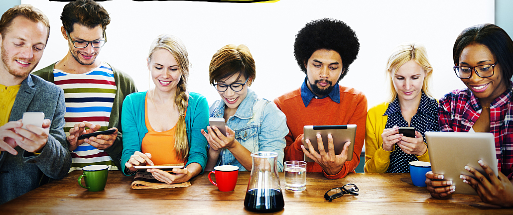 Featured Image for Social Media Platforms for Businesses: The CHRO's Guide to Driving Social Collaboration