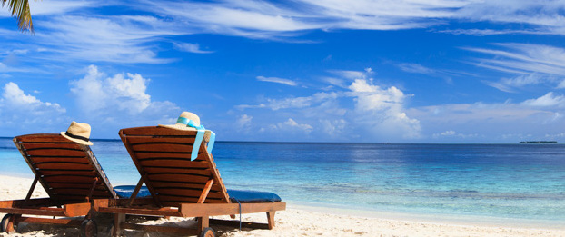 Vacation Policies Around the World: How Adaptable is Your Organization?