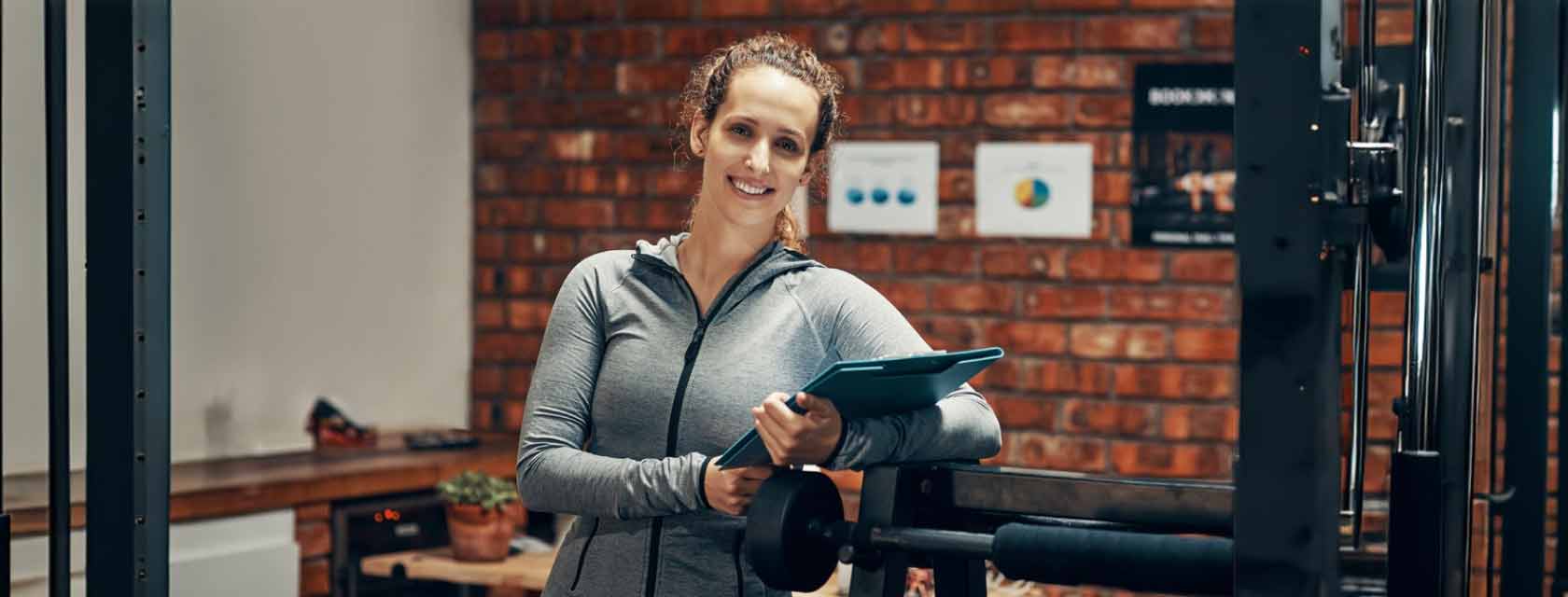 Gold's Gym trainer photo
